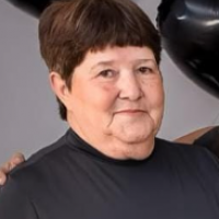 MARIA ELISA CAMPOS VALADARES